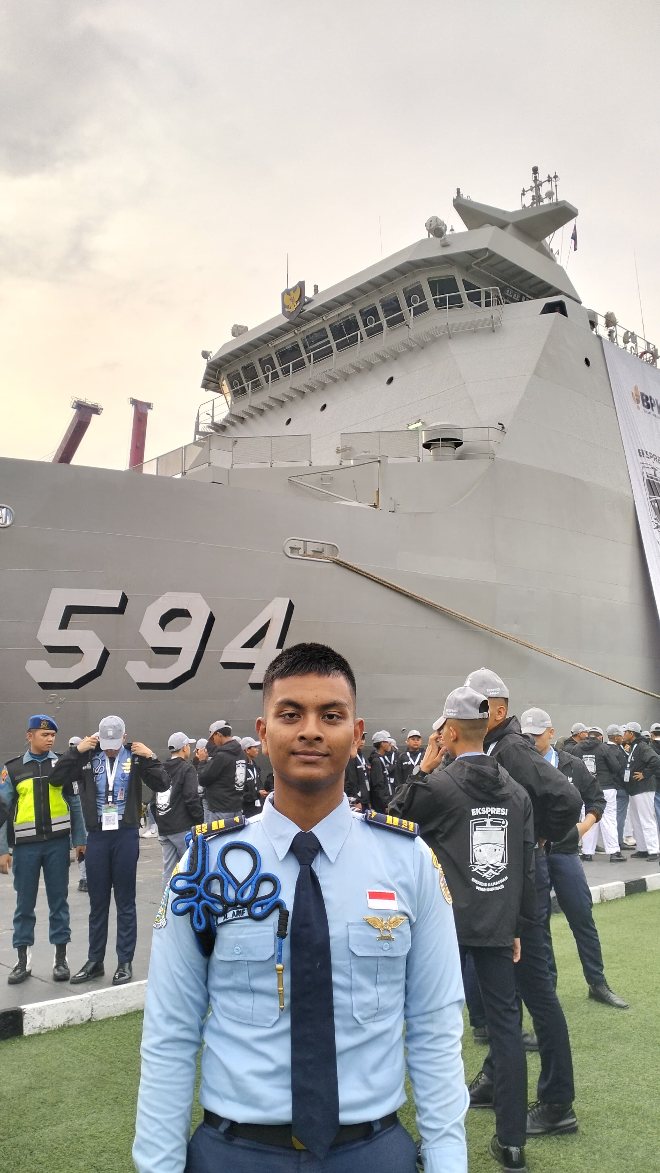 Muhammad Arif Habiburrahman Taruna SMAN 3 Taruna Angkasa Jawa Timur Berkesempatan Naik Kapal Perang TNI AL